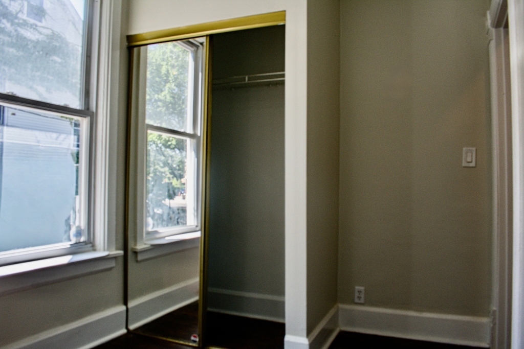 1008 Garnett Place - Photo 18