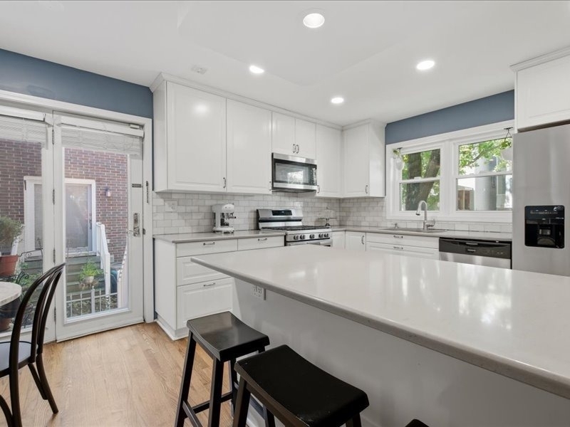 3311 N Racine Avenue - Photo 6