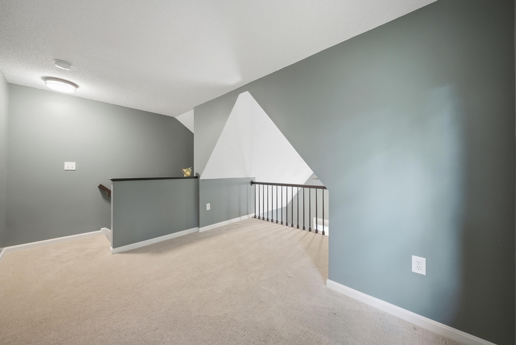 114 Bartemus - Photo 28