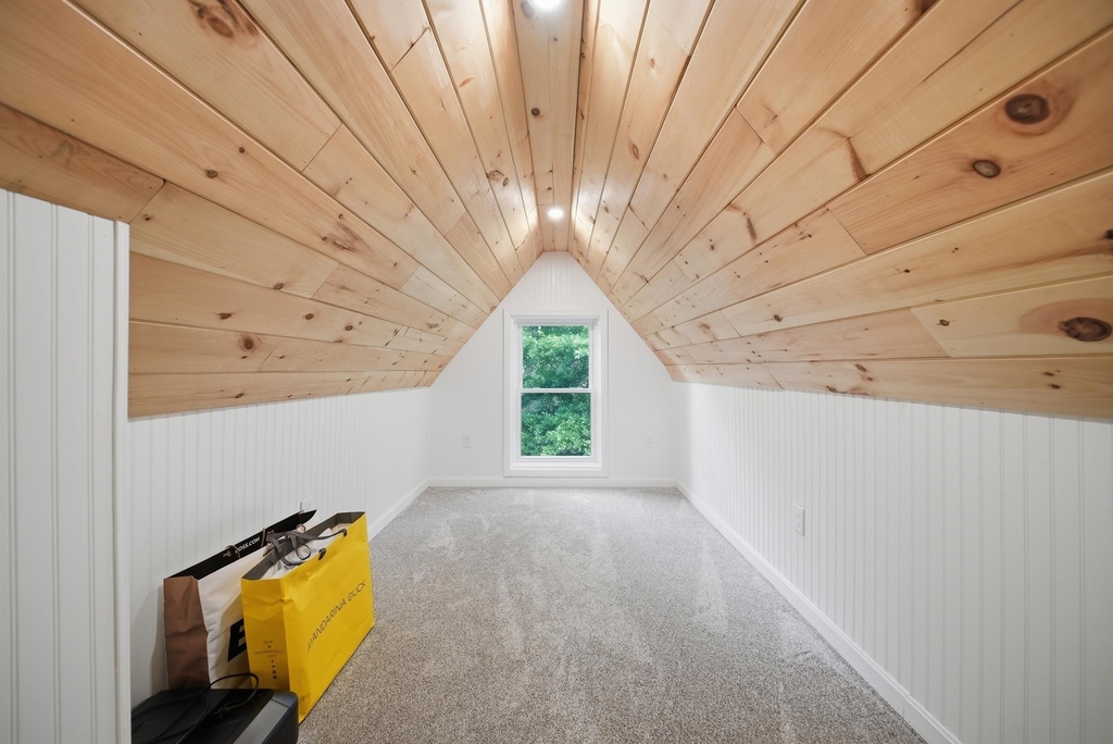 114 Bartemus - Photo 32