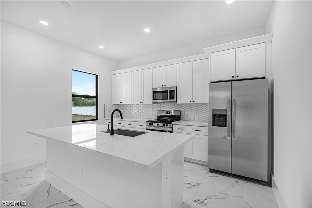 1633 Nw 31st Place - Photo 8