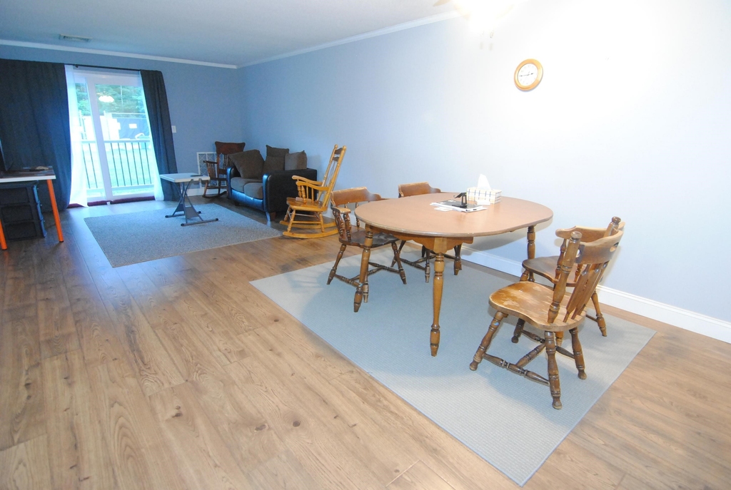15 Blackstone - Photo 6