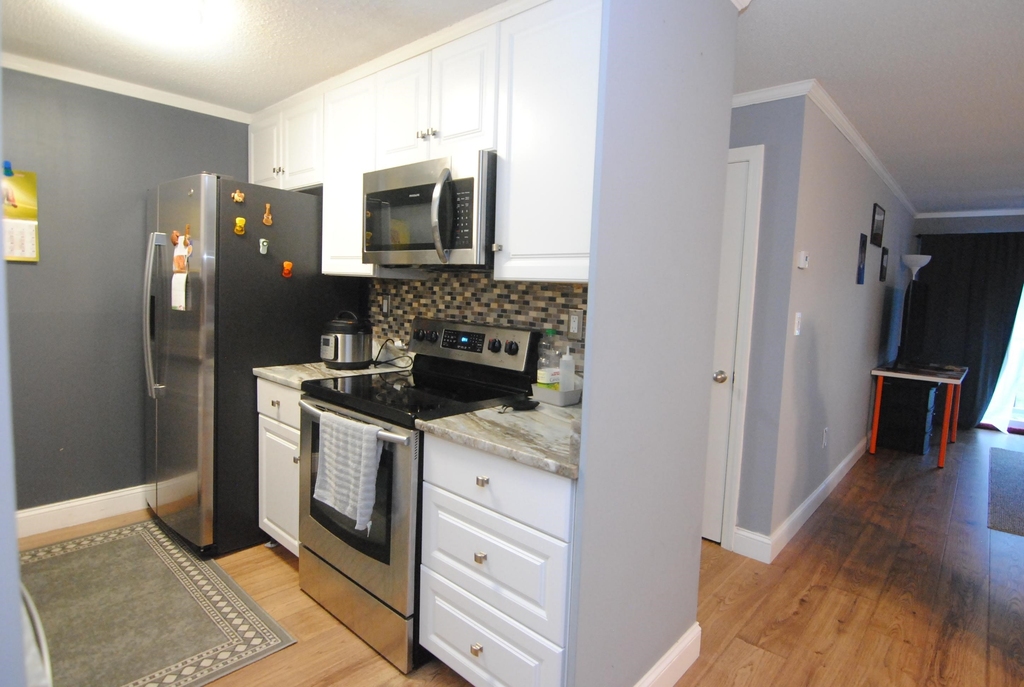 15 Blackstone - Photo 4