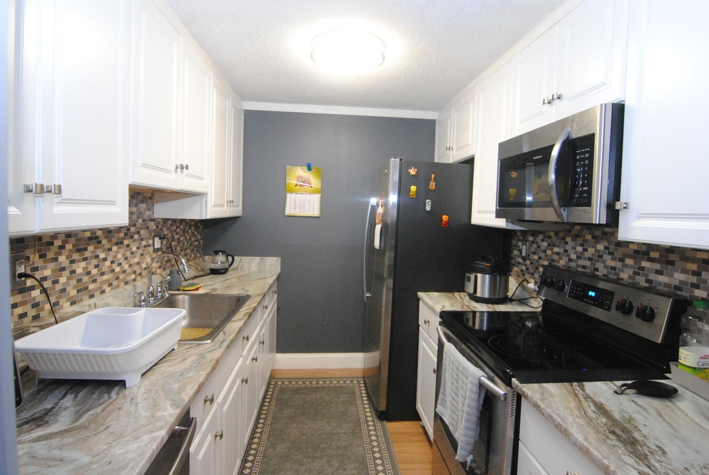 15 Blackstone - Photo 3