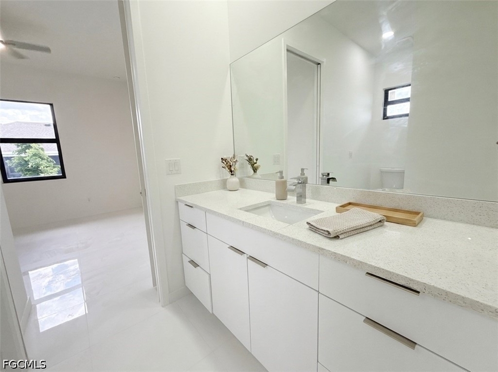 2325 Nw 37th Place - Photo 33