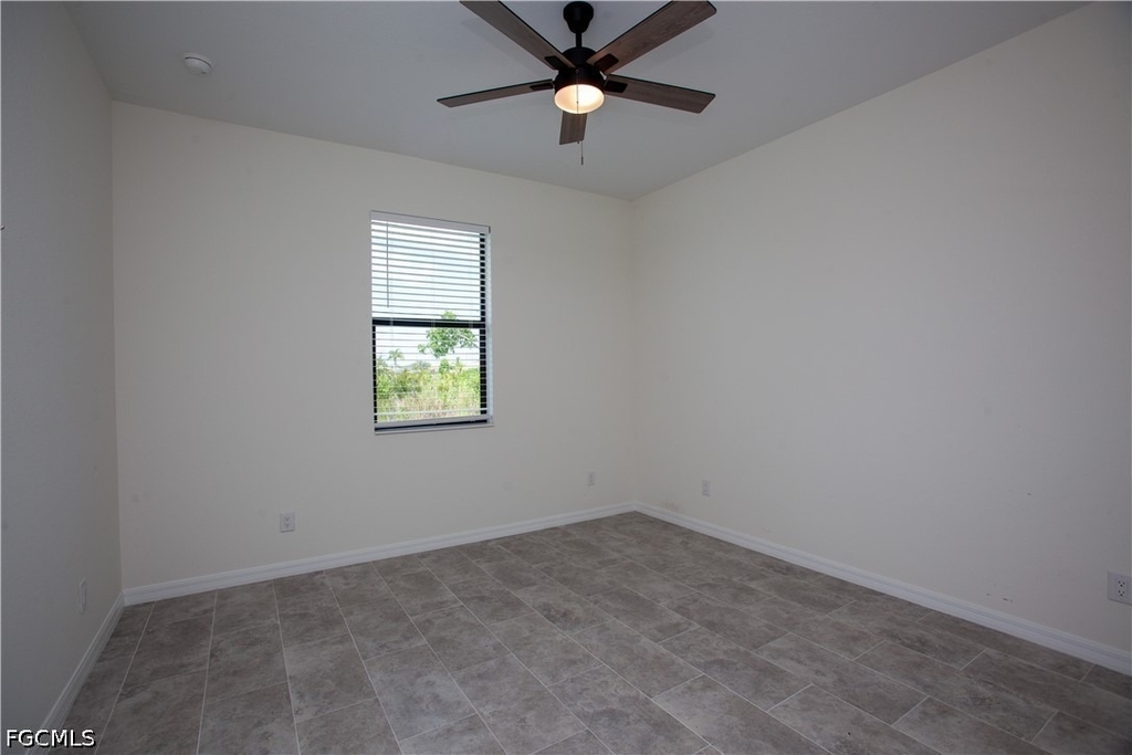 2102 Nw 6th Place - Photo 13