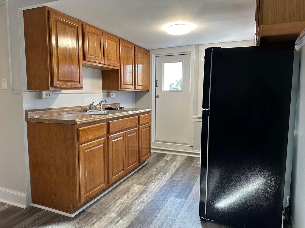 496 Kelley - Photo 4