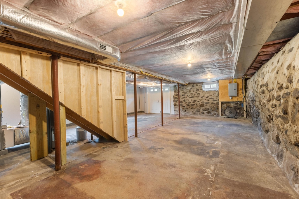 58 Brady - Photo 13