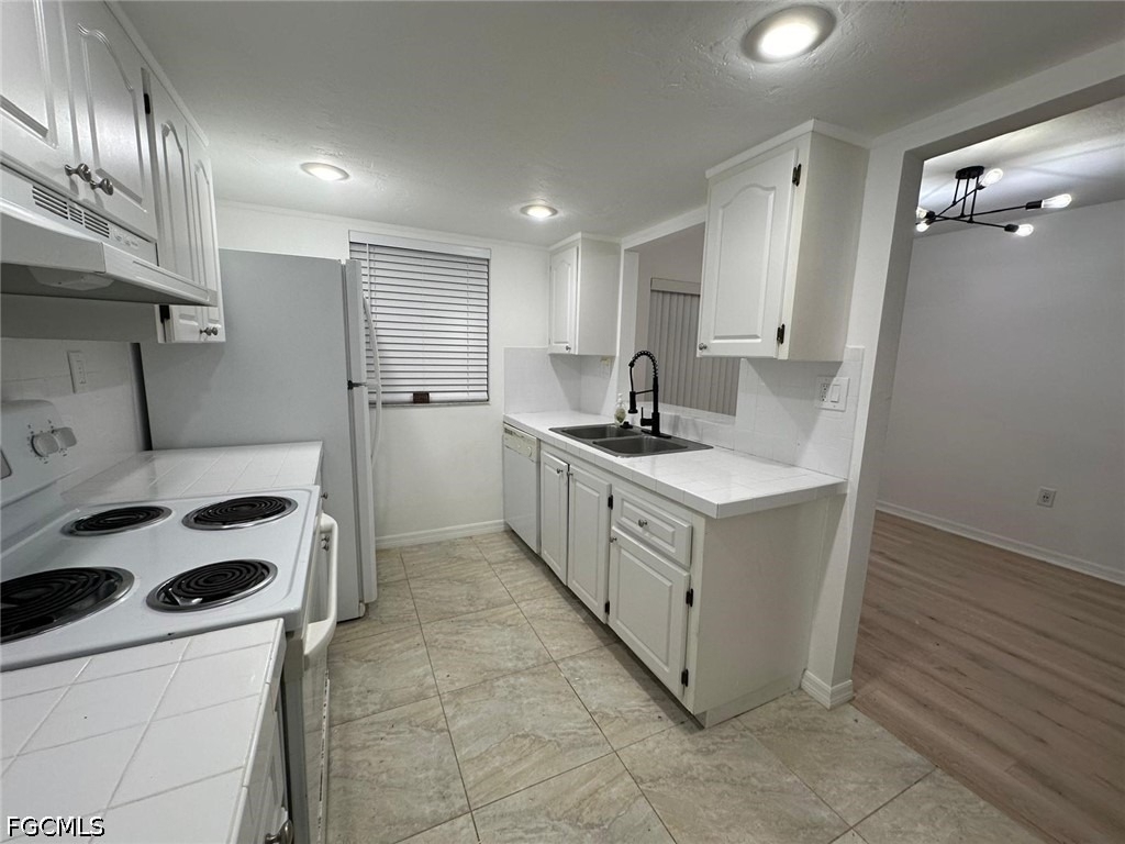 12642 Kenwood Lane - Photo 3