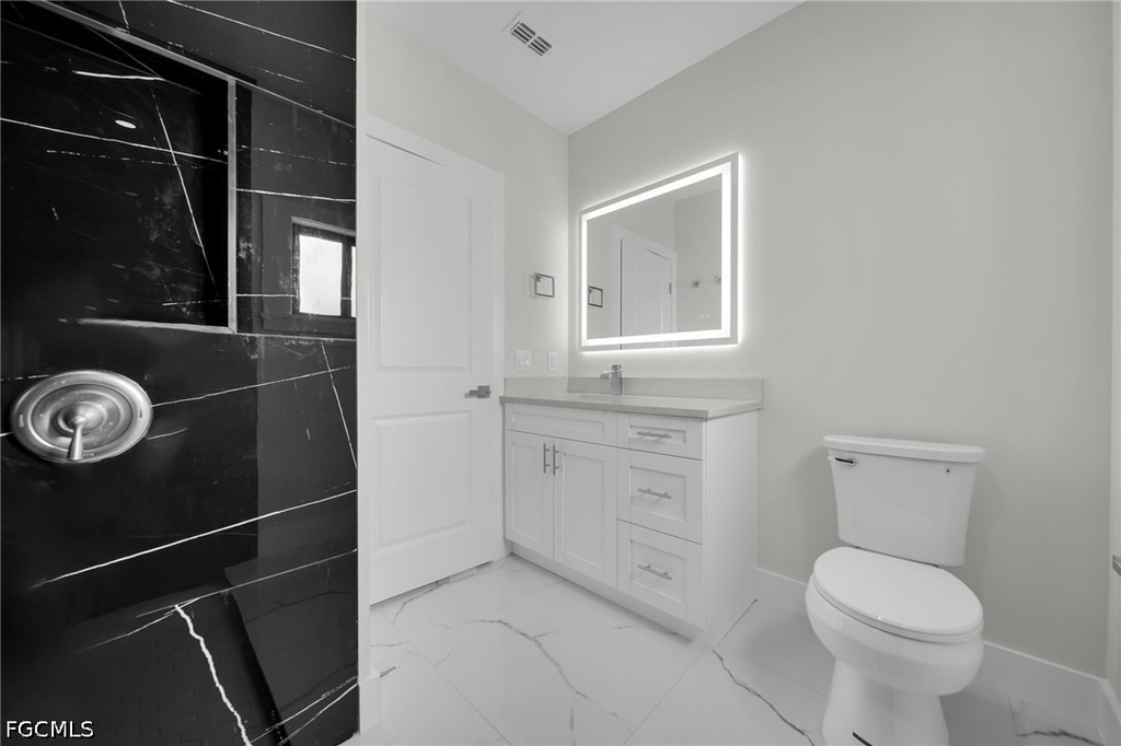636 Ladd Street - Photo 13