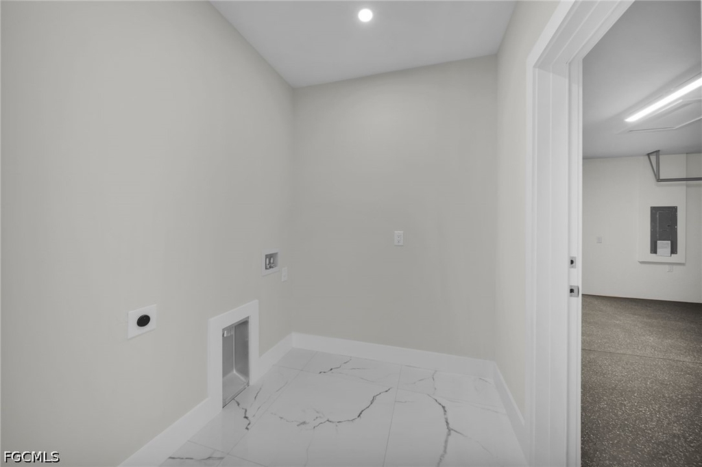 636 Ladd Street - Photo 15