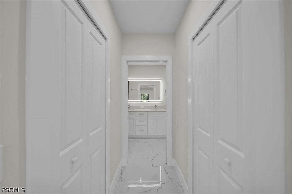 636 Ladd Street - Photo 11