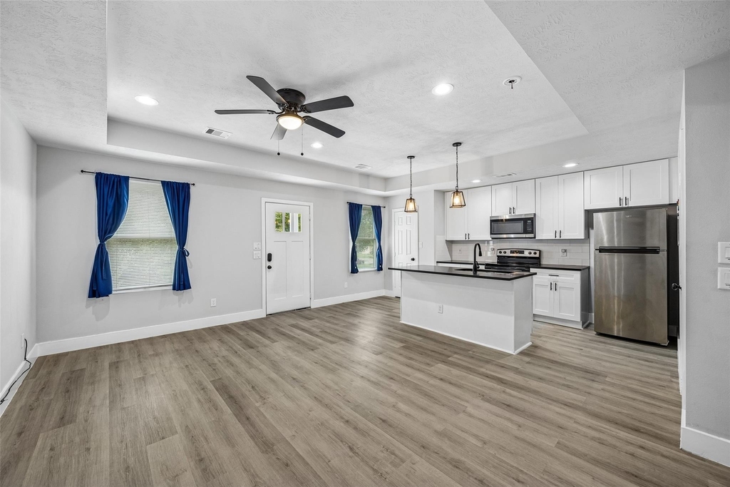 5938 Glen Grove Street - Photo 4