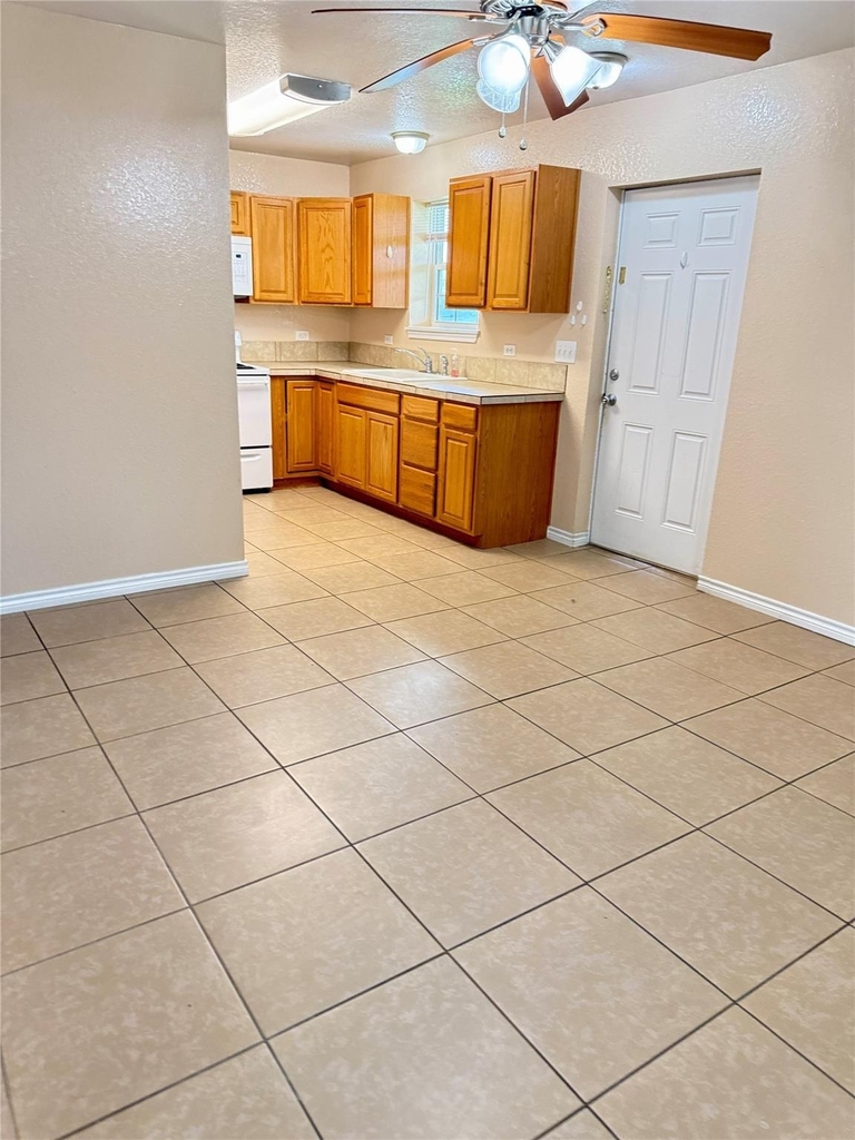 5939 Fm 1459 Road - Photo 4