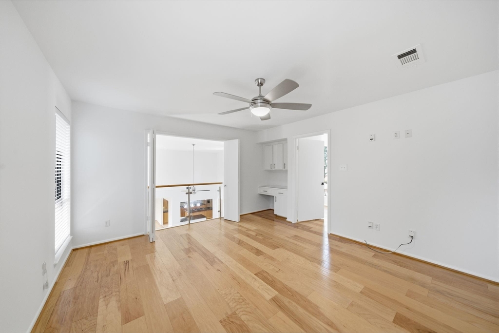10319 Meadow Lake Lane - Photo 18