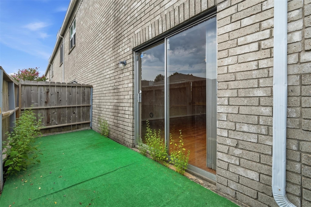 7743 Cambridge Street - Photo 24