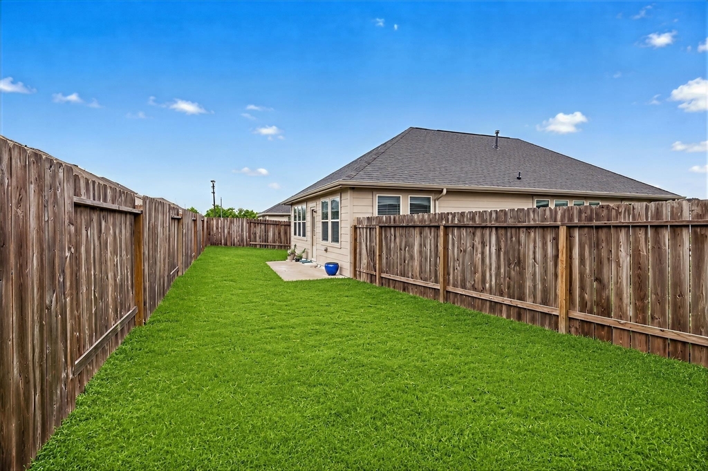 10422 Milford Woods Lane - Photo 17