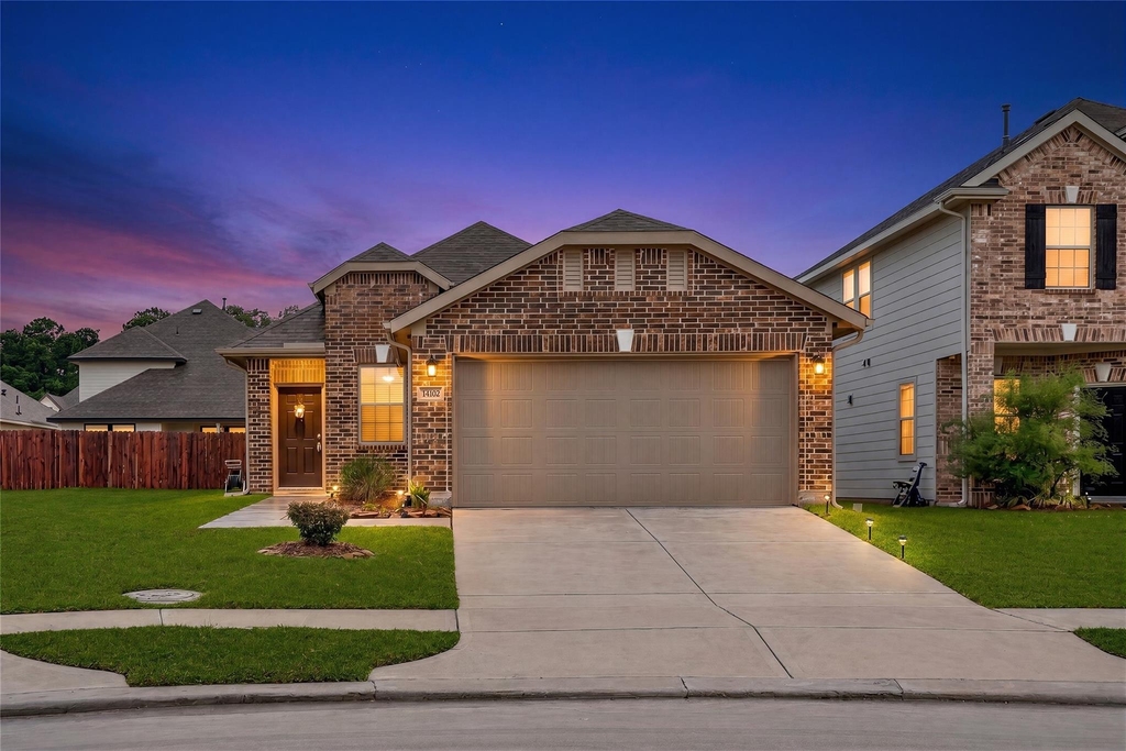 10422 Milford Woods Lane - Photo 0