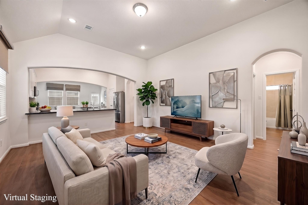10422 Milford Woods Lane - Photo 3