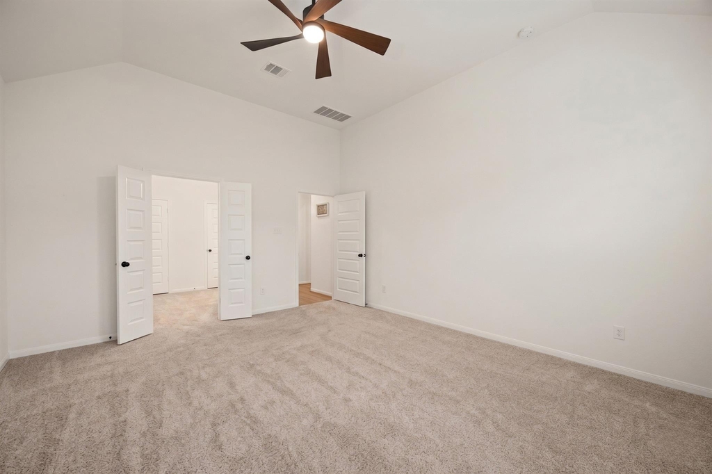10422 Milford Woods Lane - Photo 9