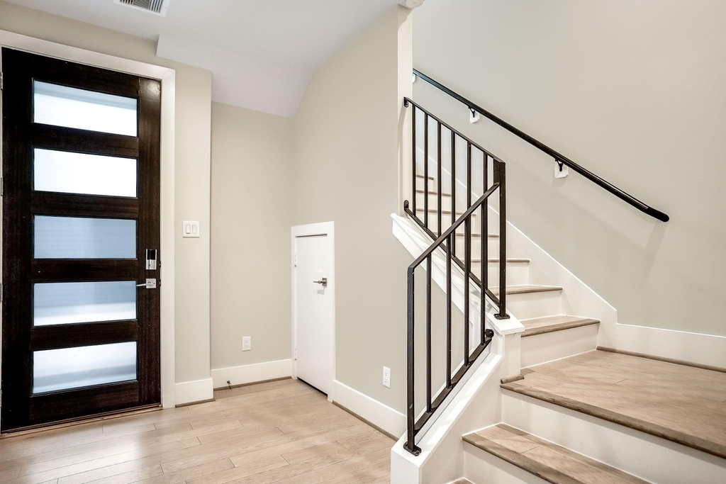 838 Fisher Street - Photo 24