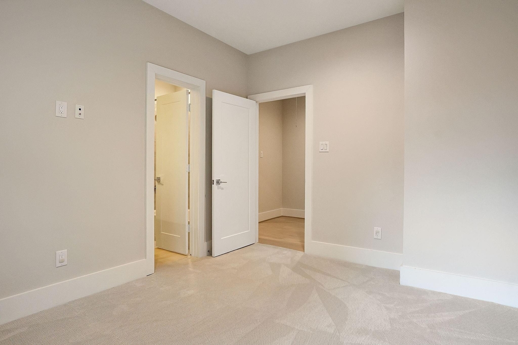838 Fisher Street - Photo 18