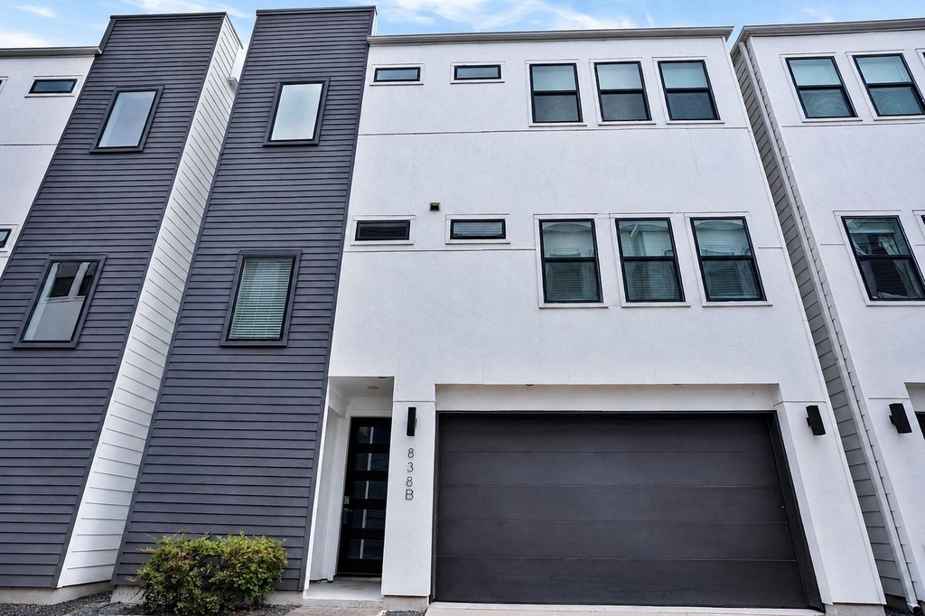 838 Fisher Street - Photo 1