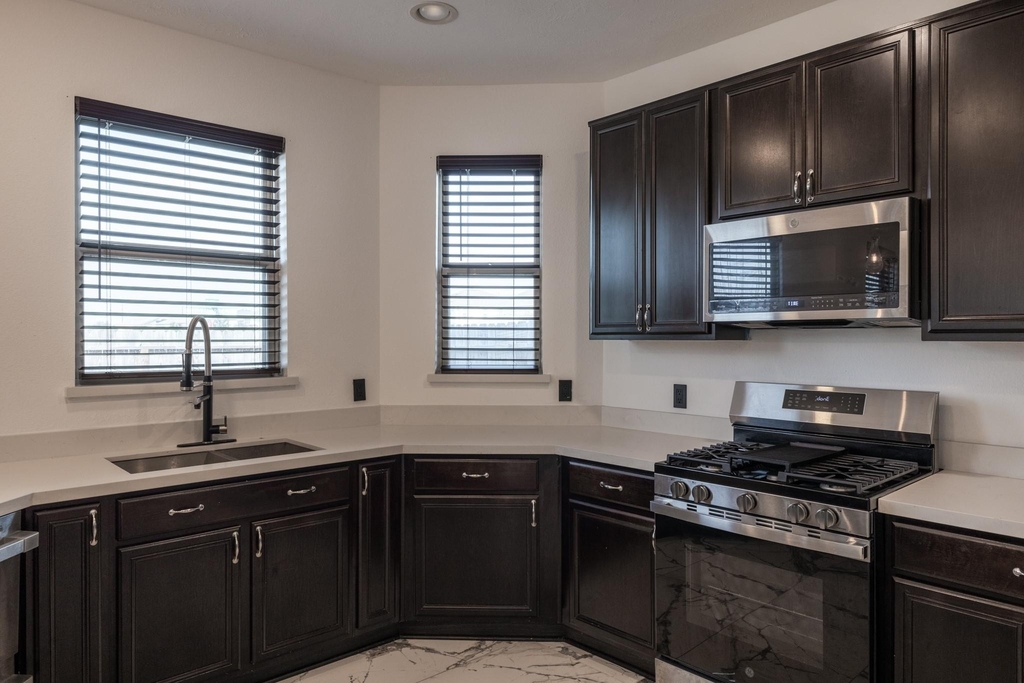 2702 Oat Harvest Ct - Photo 5