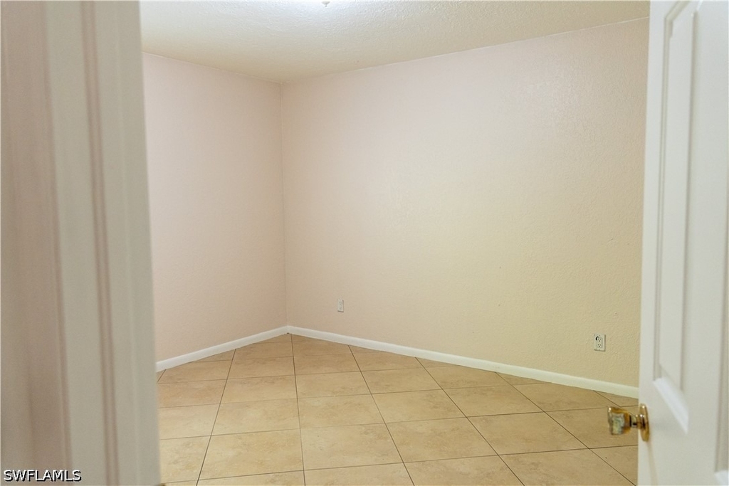 4627 Bayshore Drive - Photo 12