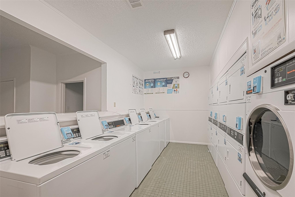3131 Cummins Street - Photo 26