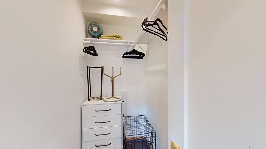 44 Box Street - Photo 4