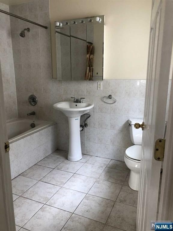 147 Westminster - Photo 4