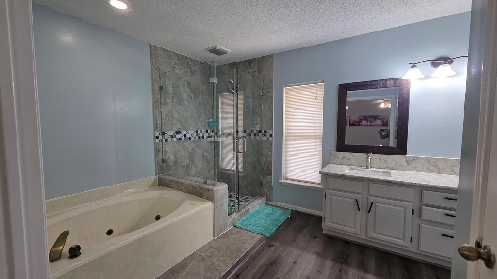 15006 Delbarton Drive - Photo 14
