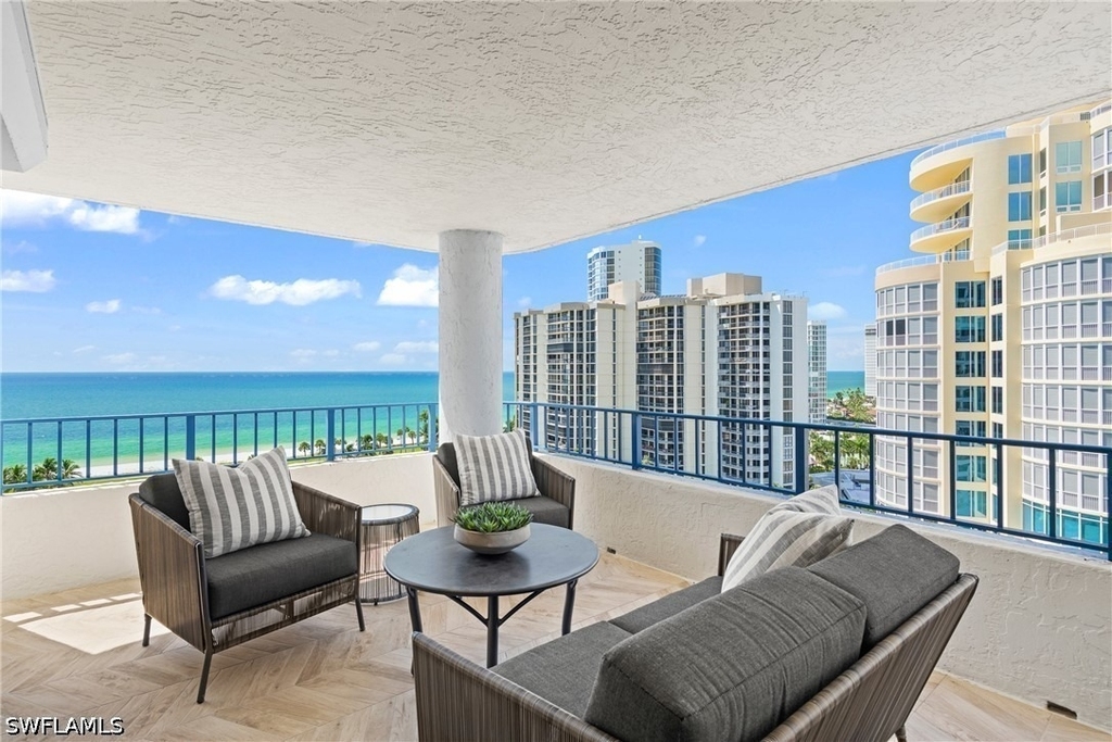 4451 Gulf Shore Boulevard N - Photo 3