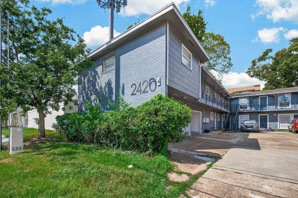 2420 Mcduffie Street - Photo 0