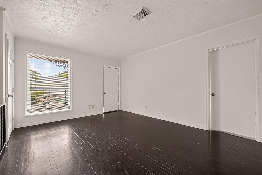 2420 Mcduffie Street - Photo 2