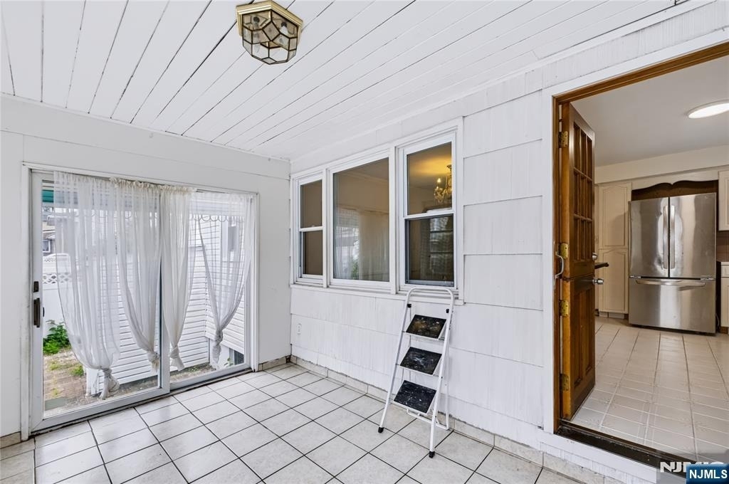 111 Paterson - Photo 11