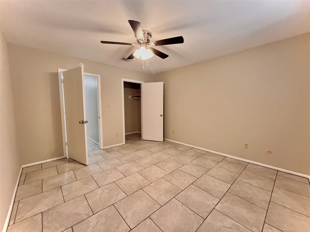 2100 Austin Street - Photo 17
