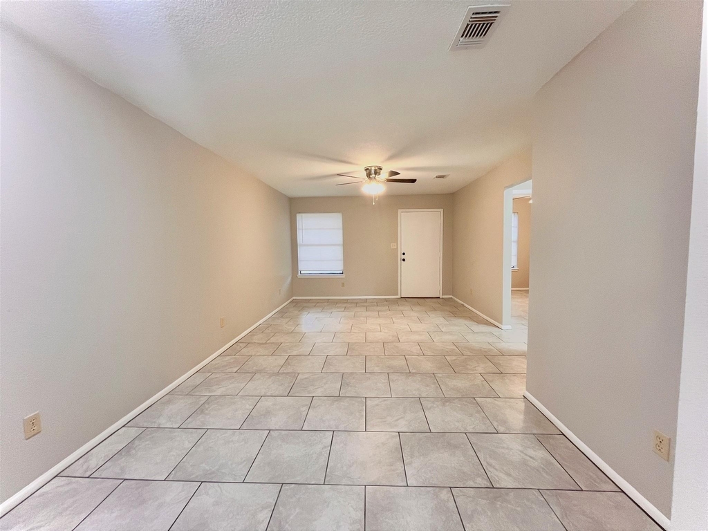 2100 Austin Street - Photo 12