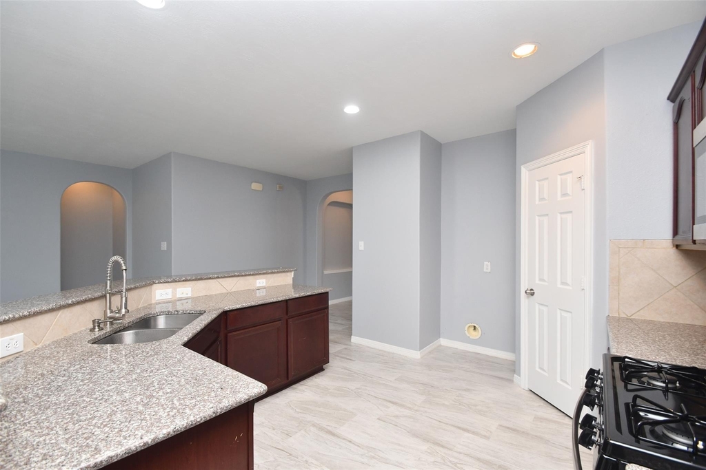 3730 Rocky Ledge Lane - Photo 16