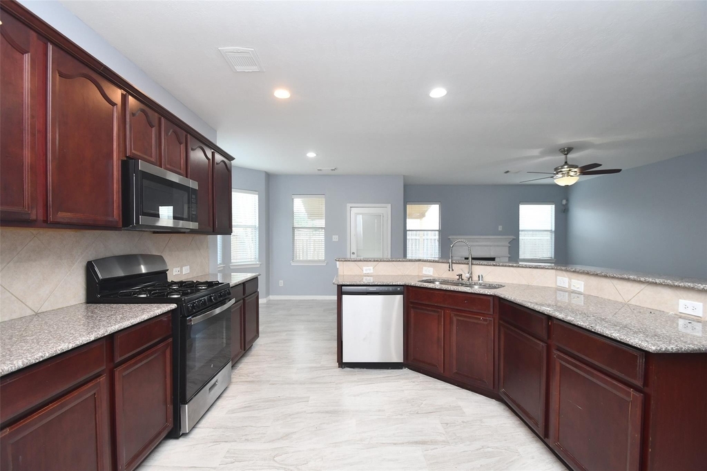 3730 Rocky Ledge Lane - Photo 14