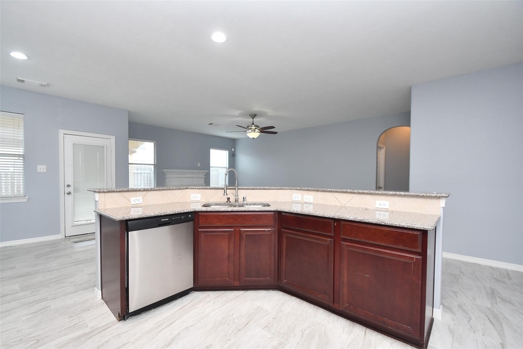 3730 Rocky Ledge Lane - Photo 15