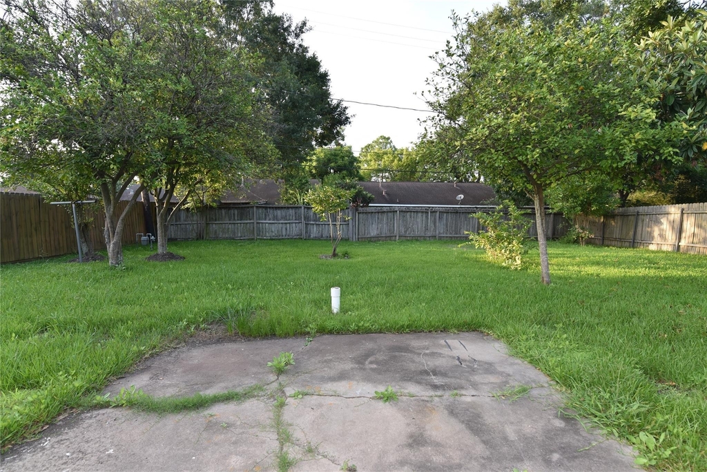 6414 Grape Street - Photo 18