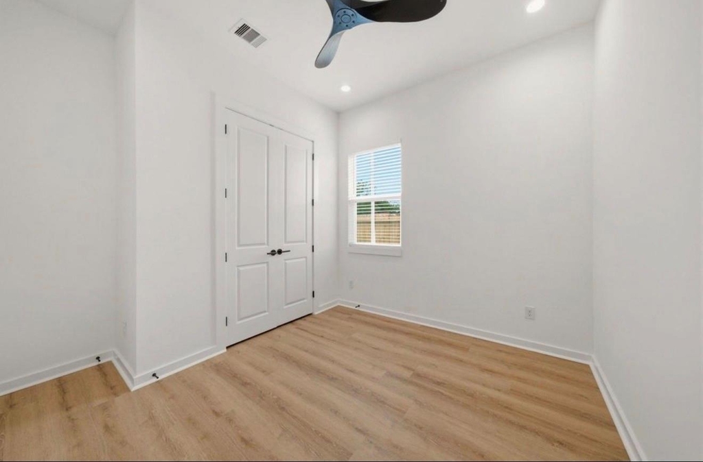 8203 Calhoun Road - Photo 21