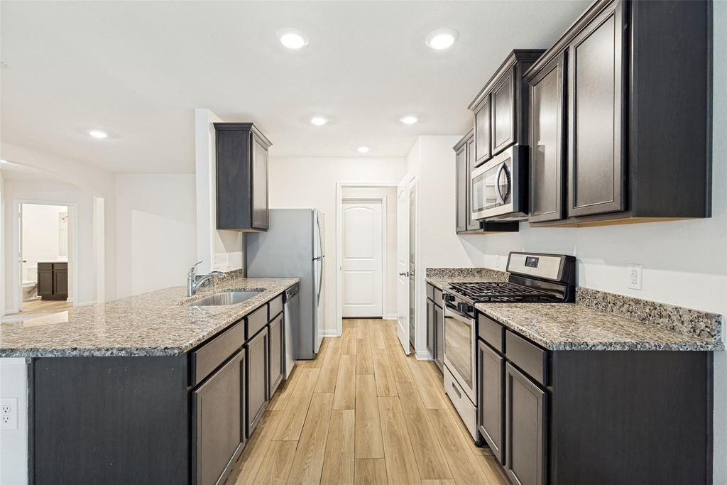 23104 Shakespeare Drive - Photo 8