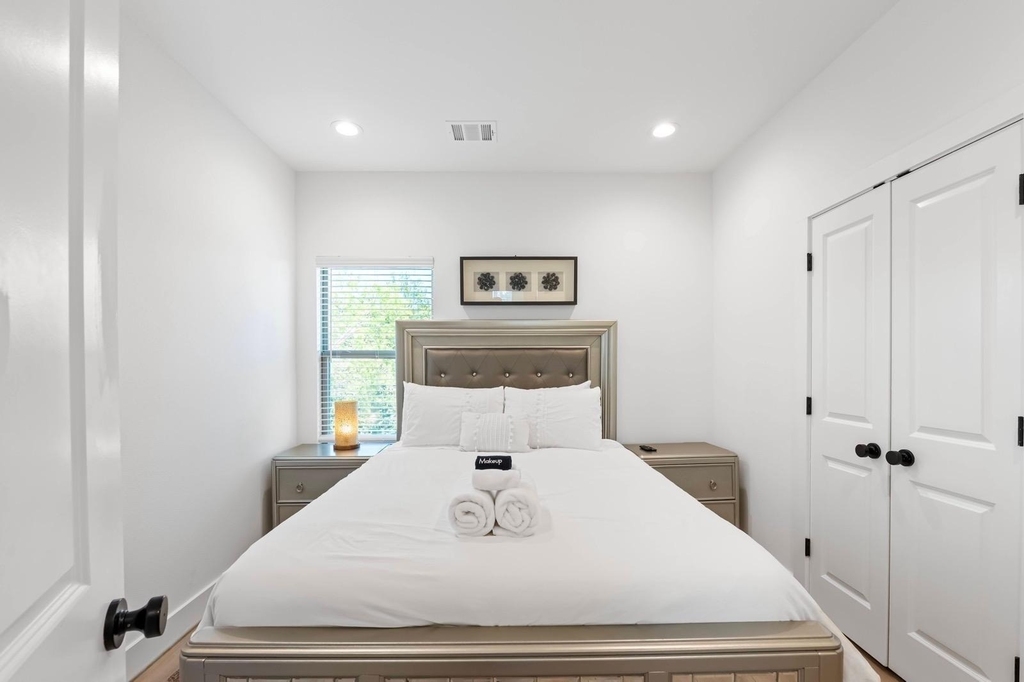 3415 Baer Street - Photo 15