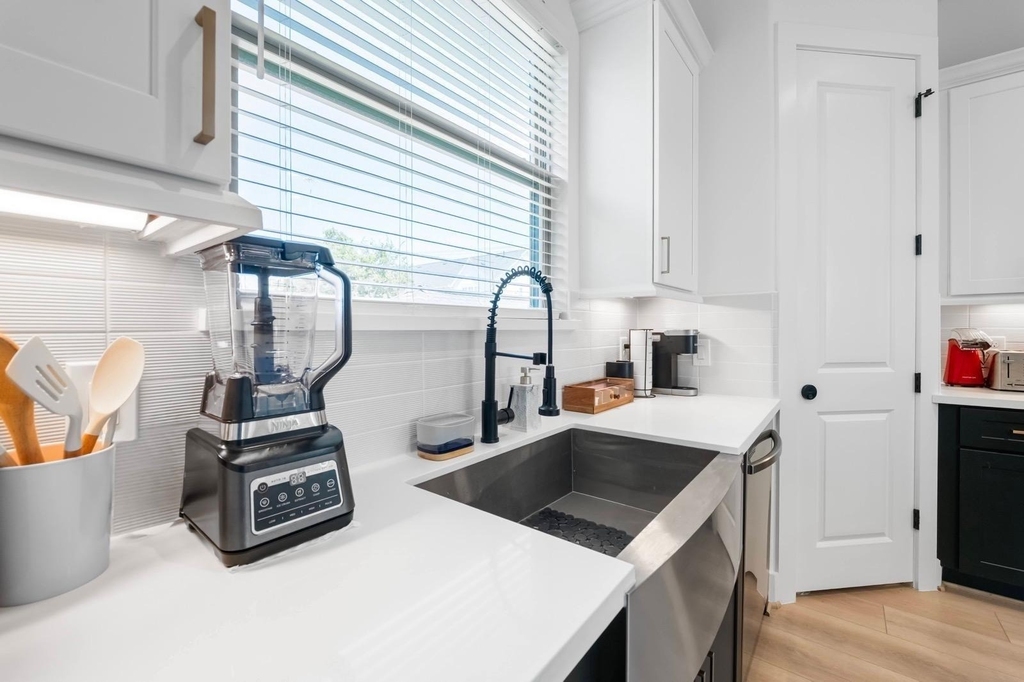 3415 Baer Street - Photo 34