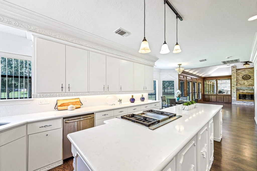 21410 Ganton Drive - Photo 18