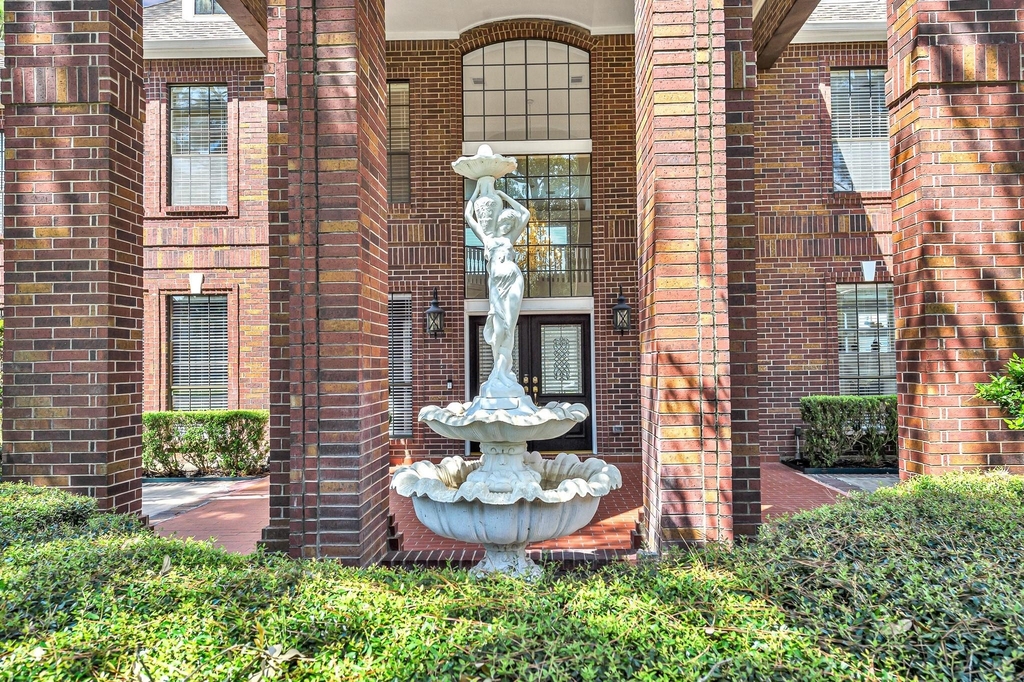 21410 Ganton Drive - Photo 4