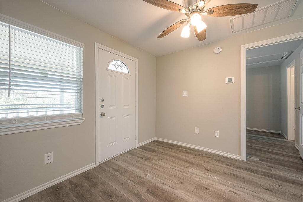 1549 Garden Road - Photo 3